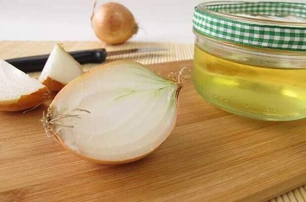 Onion infusion to eliminate worms, used for a week